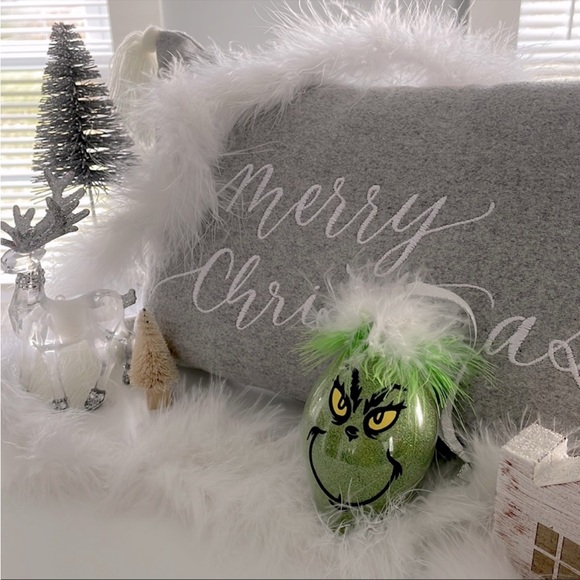 The Grinch ornament - Picture 3 of 3